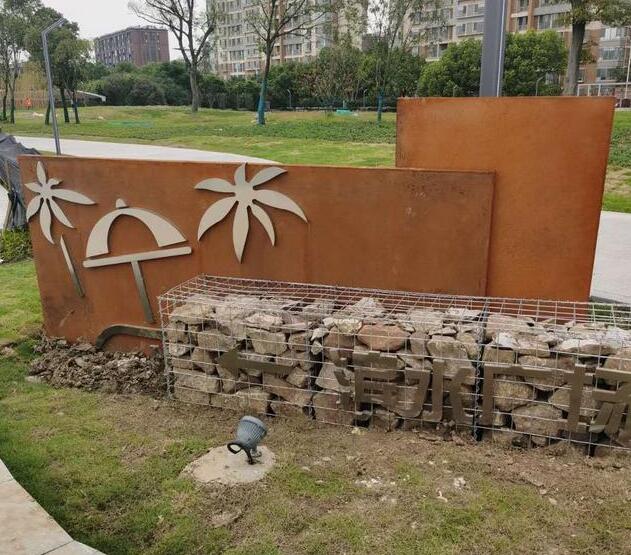 西固锈钢板挡土墙